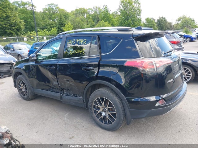 12639942 :رقم المزاد ، 2T3RFREV1JW802245 vin ، 2018 Toyota Rav4 Adventure/xle مزاد بيع