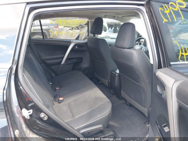 12639942 :رقم المزاد ، 2T3RFREV1JW802245 vin ، 2018 Toyota Rav4 Adventure/xle مزاد بيع