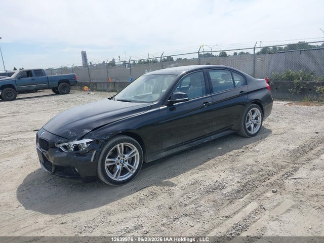 BMW 330 XI 2018 WBA8D9G54JNU69543 Image 2