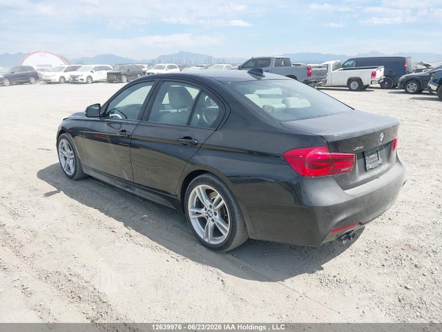 BMW 330 XI 2018 WBA8D9G54JNU69543 Image 3