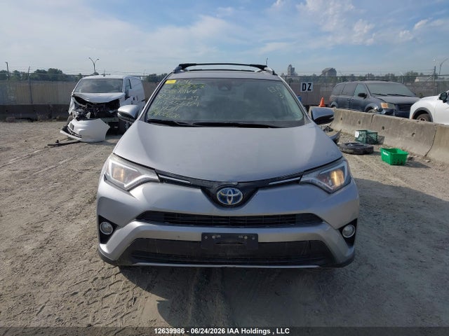 2018 Toyota Rav4 Hybrid Le+ მანქანა იყიდება აუქციონზე, vin: JTMRJREV1JD236339, აუქციონის ნომერი: 12639986