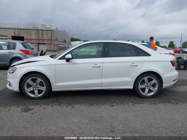 WAUB8GFF2J1041762 Audi A3 PREMIUM