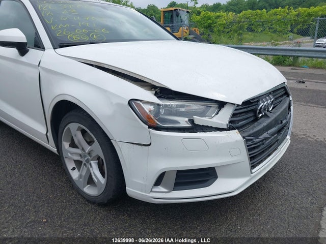 WAUB8GFF2J1041762 Audi A3 PREMIUM