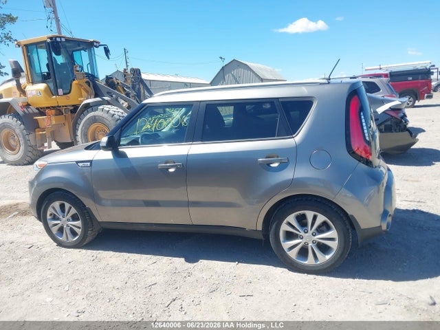 12640006 :رقم المزاد ، KNDJP3A58F7212768 vin ، 2015 Kia Soul مزاد بيع