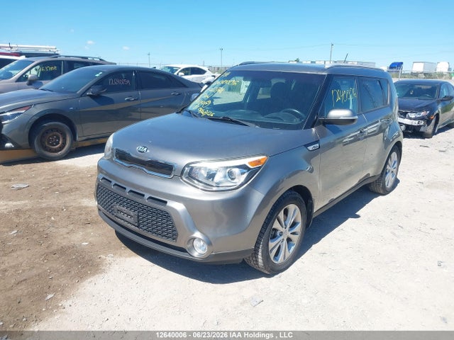 12640006 :رقم المزاد ، KNDJP3A58F7212768 vin ، 2015 Kia Soul مزاد بيع