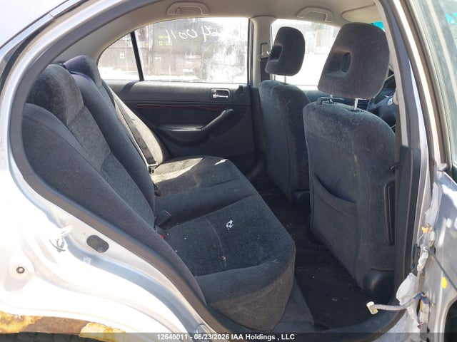 12640011 :رقم المزاد ، 2HHES36631H001392 vin ، 2001 Acura 1.7el Touring مزاد بيع