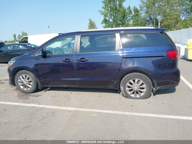 12640012 :رقم المزاد ، KNDMB5C19L6606976 vin ، 2020 Kia Sedona Lx/ex مزاد بيع