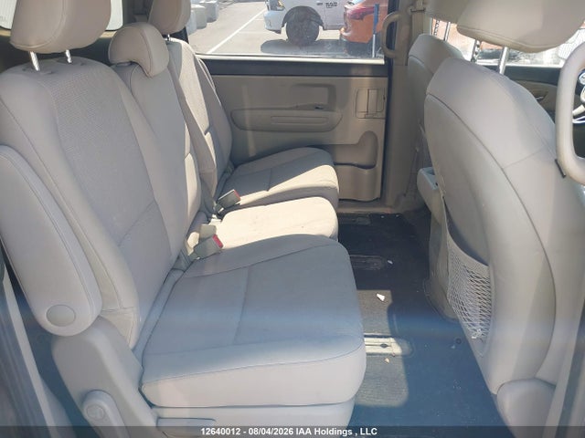 12640012 :رقم المزاد ، KNDMB5C19L6606976 vin ، 2020 Kia Sedona Lx/ex مزاد بيع