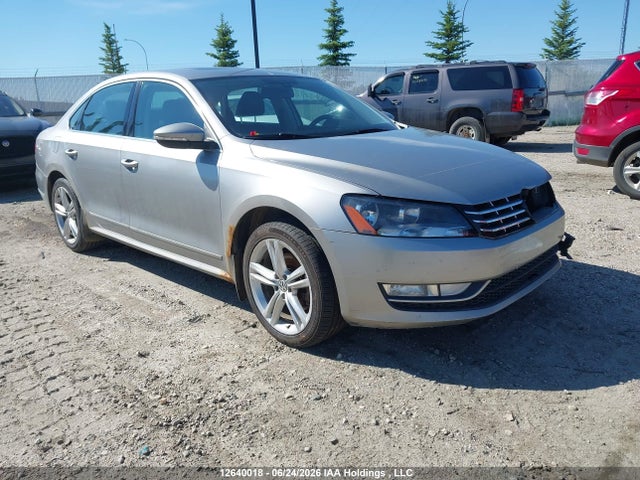 2012 Volkswagen Passat მანქანა იყიდება აუქციონზე, vin: 1VWBN7A33CC048507, აუქციონის ნომერი: 12640018