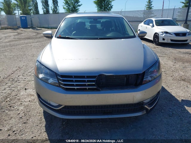 2012 Volkswagen Passat მანქანა იყიდება აუქციონზე, vin: 1VWBN7A33CC048507, აუქციონის ნომერი: 12640018