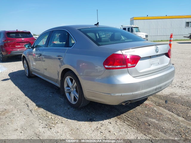 2012 Volkswagen Passat მანქანა იყიდება აუქციონზე, vin: 1VWBN7A33CC048507, აუქციონის ნომერი: 12640018