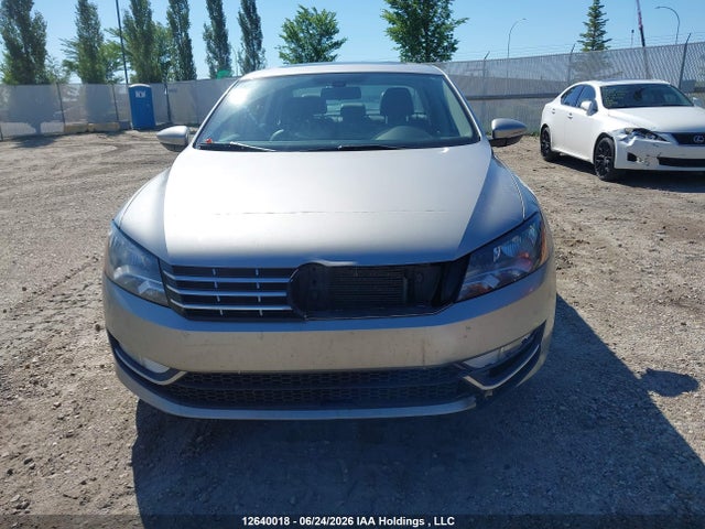 2012 Volkswagen Passat მანქანა იყიდება აუქციონზე, vin: 1VWBN7A33CC048507, აუქციონის ნომერი: 12640018