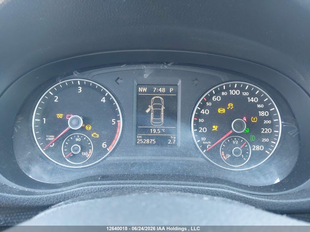 2012 Volkswagen Passat მანქანა იყიდება აუქციონზე, vin: 1VWBN7A33CC048507, აუქციონის ნომერი: 12640018