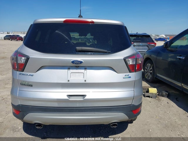 12640023 :رقم المزاد ، 1FMCU9GD7HUB10882 vin ، 2017 Ford Escape Se مزاد بيع
