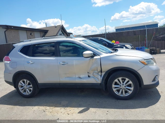 5N1AT2MV2FC813677 Nissan Rogue S/sl/sv