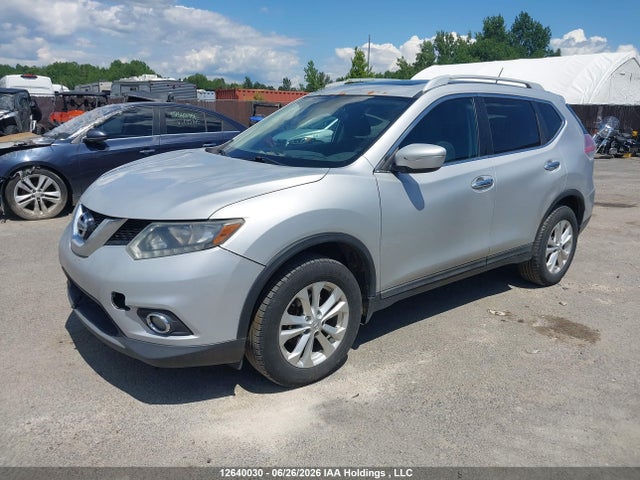 5N1AT2MV2FC813677 Nissan Rogue S/sl/sv