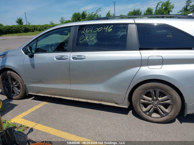 5TDGSKFC9SS205337 Toyota Sienna Xse 7-passenger