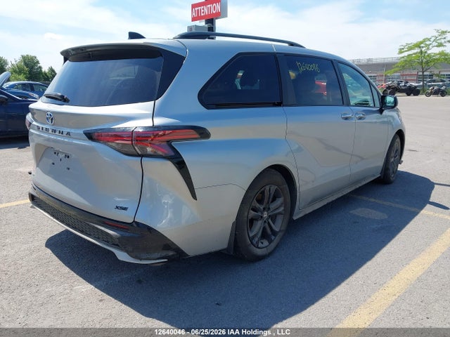 5TDGSKFC9SS205337 Toyota Sienna Xse 7-passenger