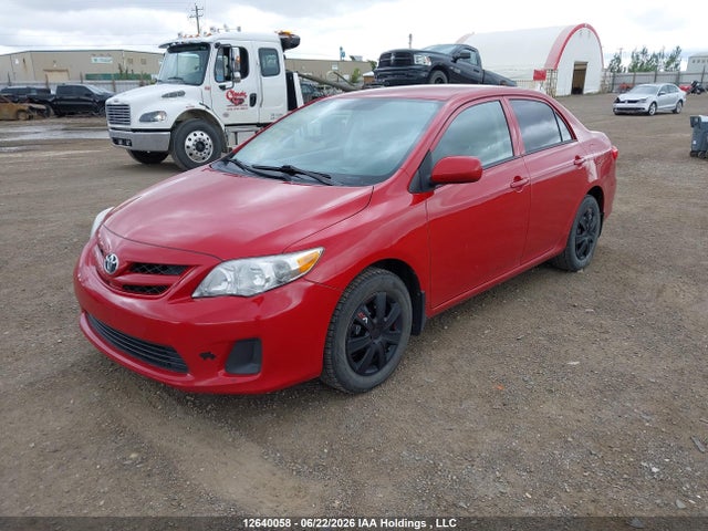 12640058 :رقم المزاد ، 2T1BU4EE2DC925934 vin ، 2013 Toyota Corolla S/le مزاد بيع