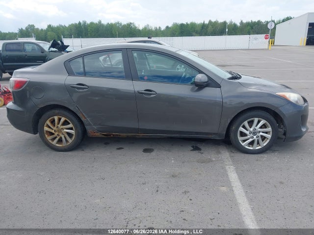 2013 Mazda Mazda3 Gx მანქანა იყიდება აუქციონზე, vin: JM1BL1UF5D1758243, აუქციონის ნომერი: 12640077