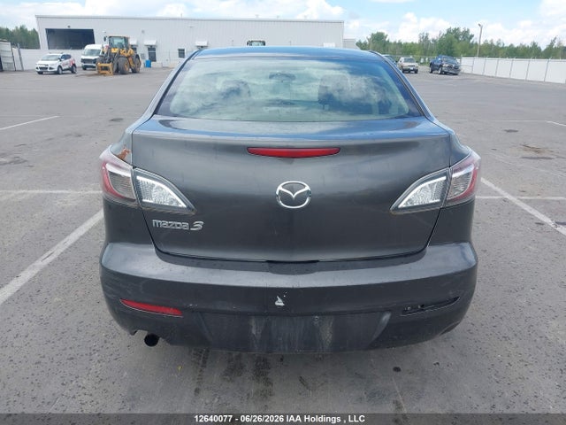 2013 Mazda Mazda3 Gx მანქანა იყიდება აუქციონზე, vin: JM1BL1UF5D1758243, აუქციონის ნომერი: 12640077