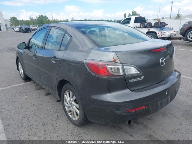 2013 Mazda Mazda3 Gx მანქანა იყიდება აუქციონზე, vin: JM1BL1UF5D1758243, აუქციონის ნომერი: 12640077