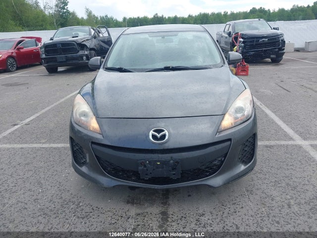 2013 Mazda Mazda3 Gx მანქანა იყიდება აუქციონზე, vin: JM1BL1UF5D1758243, აუქციონის ნომერი: 12640077