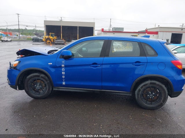 12640084 :رقم المزاد ، JA4AH3AU3KU603241 vin ، 2019 Mitsubishi Rvr Es/se مزاد بيع