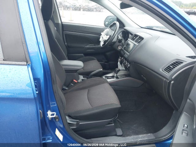 12640084 :رقم المزاد ، JA4AH3AU3KU603241 vin ، 2019 Mitsubishi Rvr Es/se مزاد بيع