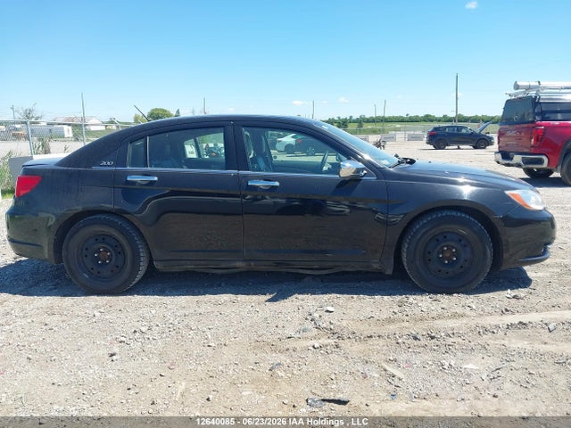 12640085 :رقم المزاد ، 1C3CCBCG9CN244458 vin ، 2012 Chrysler 200 مزاد بيع
