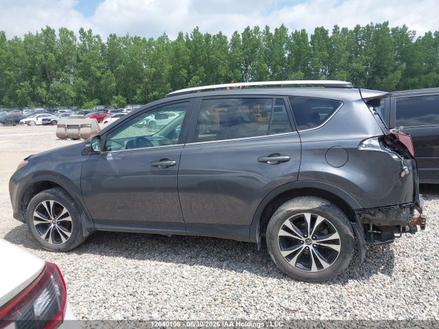 Продажа на аукционе авто 2015 Toyota Rav4 Xle, vin: 2T3RFREV2FW267160, номер лота: 12640106