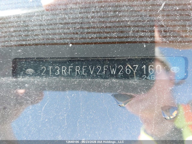 Продажа на аукционе авто 2015 Toyota Rav4 Xle, vin: 2T3RFREV2FW267160, номер лота: 12640106