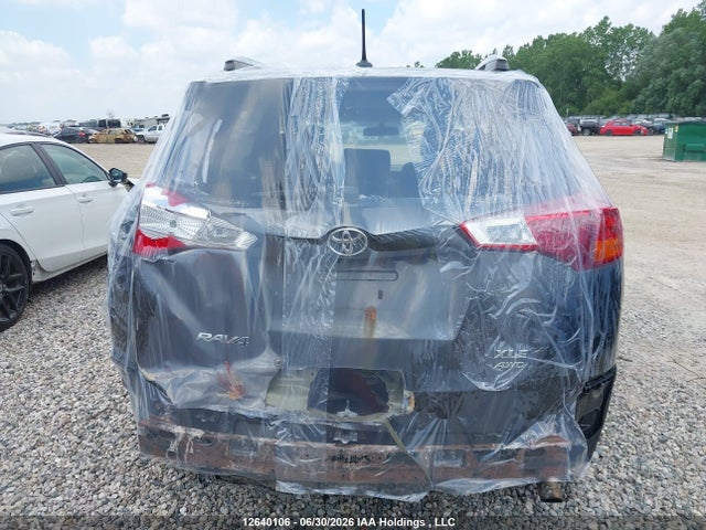 Продажа на аукционе авто 2015 Toyota Rav4 Xle, vin: 2T3RFREV2FW267160, номер лота: 12640106
