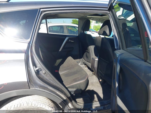 Продажа на аукционе авто 2015 Toyota Rav4 Xle, vin: 2T3RFREV2FW267160, номер лота: 12640106