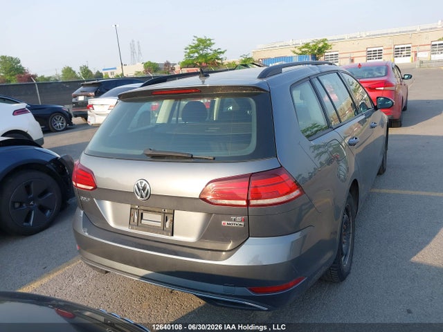 3VW217AU3JM767501 Volkswagen Golf Sportwagen 1.8 Tsi Comfortline/1.8 Tsi Trendline