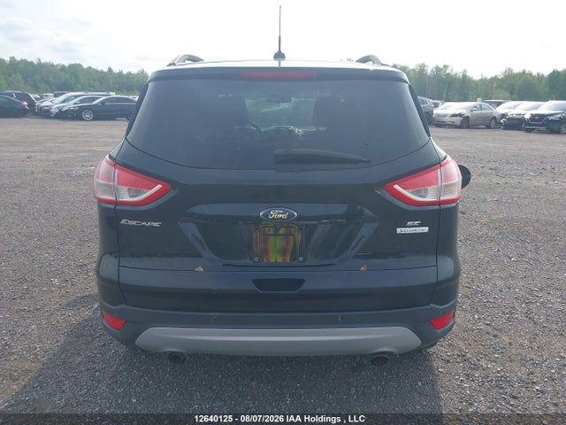 1FMCU0GX3GUA00318 Ford ESCAPE SE