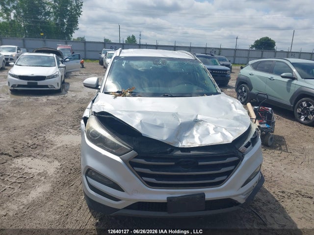 12640127 :رقم المزاد ، KM8J3CA21GU054323 vin ، 2016 Hyundai Tucson مزاد بيع
