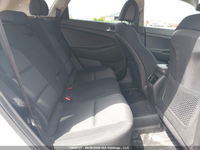 12640127 :رقم المزاد ، KM8J3CA21GU054323 vin ، 2016 Hyundai Tucson مزاد بيع