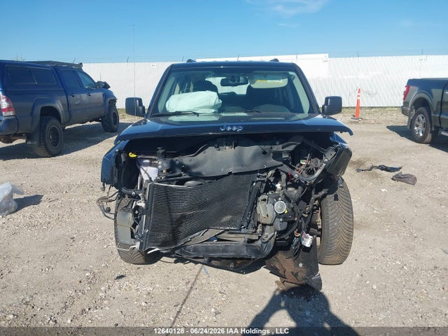1C4NJPAB3GD784706 Jeep Patriot Sport/north