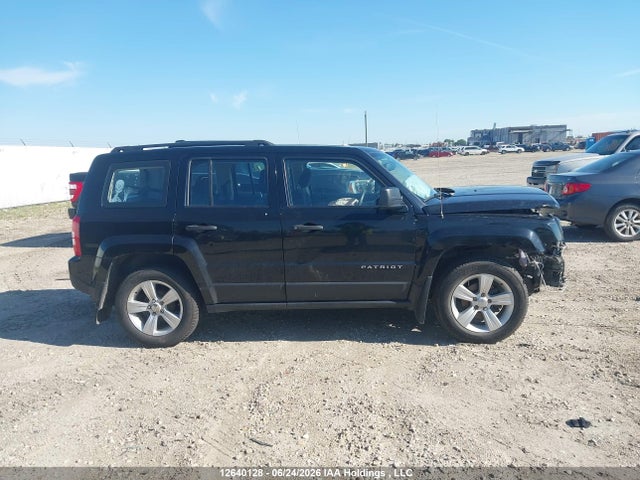 1C4NJPAB3GD784706 Jeep Patriot Sport/north