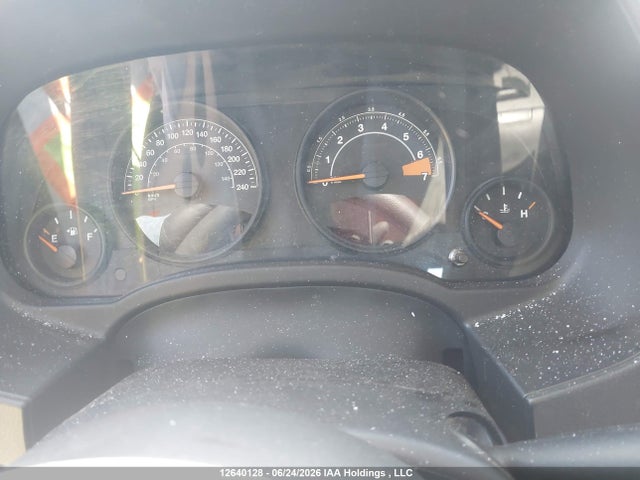 1C4NJPAB3GD784706 Jeep Patriot Sport/north