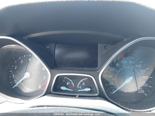 2015 Ford Focus Se მანქანა იყიდება აუქციონზე, vin: 1FADP3K2XFL320680, აუქციონის ნომერი: 12640135