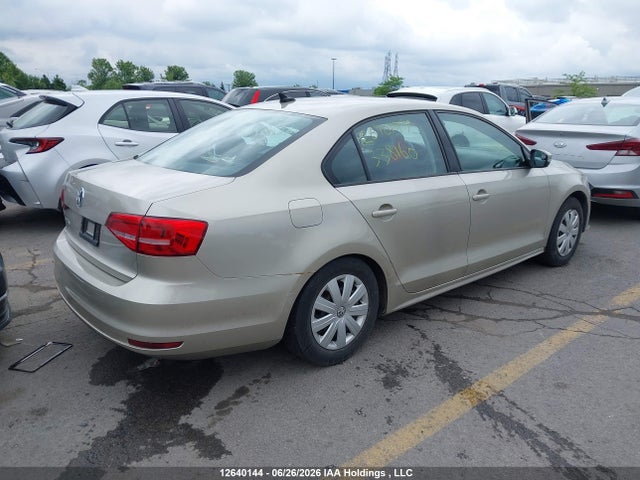 3VW2K7AJ3FM338160 Volkswagen Jetta 2.0l Trendline/2.0l Trendline+
