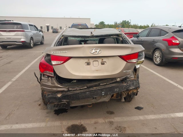 2013 Hyundai Elantra Limited მანქანა იყიდება აუქციონზე, vin: 5NPDH4AE9DH213050, აუქციონის ნომერი: 12640187