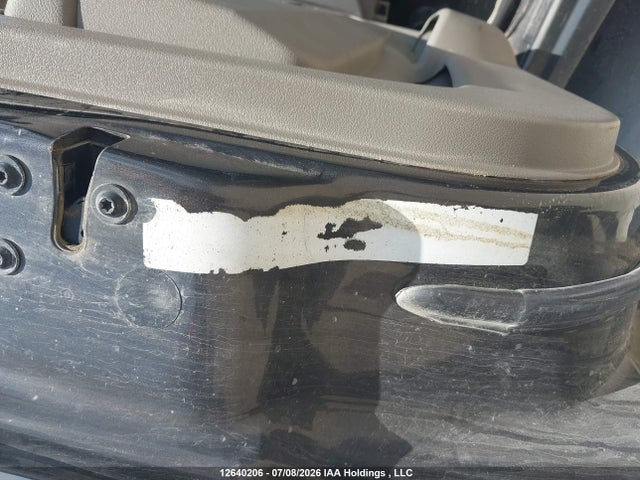 12640206 :رقم المزاد ، 1J8HR58275C613212 vin ، 2005 Jeep Grand Cherokee Limited مزاد بيع
