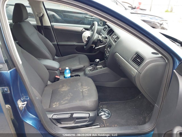 Продажа на аукционе авто 2017 Volkswagen Jetta 1.4 Tsi Trendline+, vin: 3VW2B7AJXHM375581, номер лота: 12640216