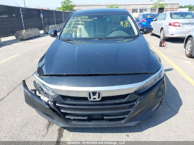 Honda Accord Touring 2018 1HGCV1F97JA804318 Image 12