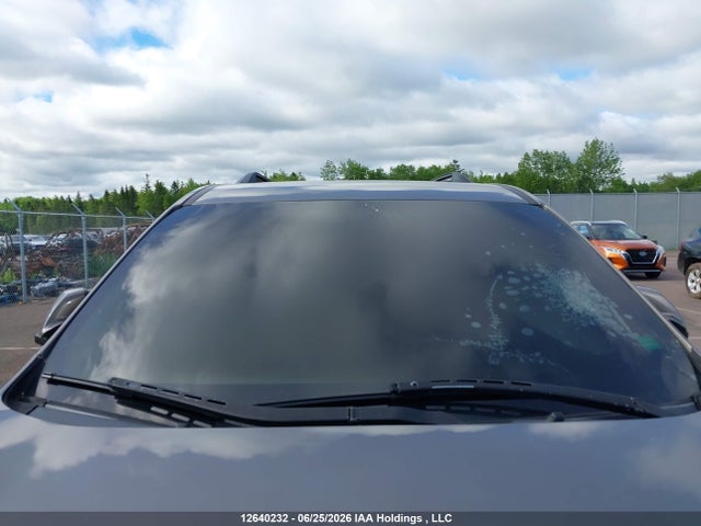 12640232 :رقم المزاد ، 2CNFLNEC6B6326053 vin ، 2011 Chevrolet Equinox 2lt مزاد بيع