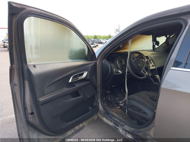12640232 :رقم المزاد ، 2CNFLNEC6B6326053 vin ، 2011 Chevrolet Equinox 2lt مزاد بيع