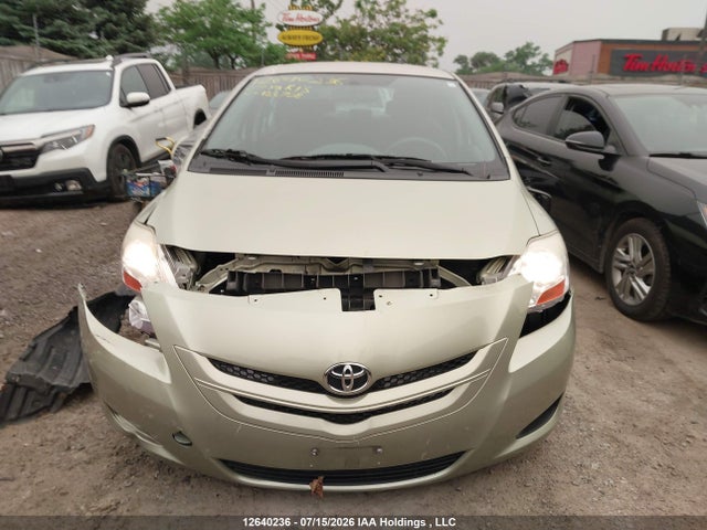 12640236 :رقم المزاد ، JTDBT923371123758 vin ، 2007 Toyota Yaris مزاد بيع